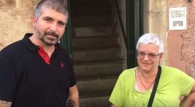 Malata e sgomberata, Campidoglio la alloggia in struttura con famiglie rom: "Raggi intervenga"