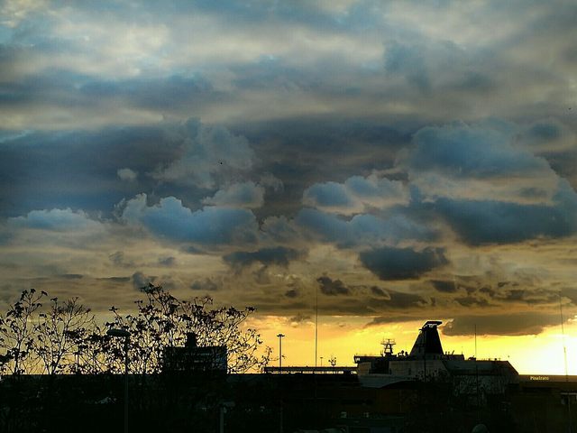 Un cielo incredibile (foto Pina Irato)