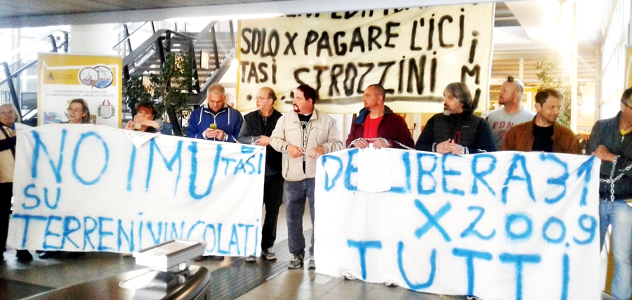 Incatenati per un diritto