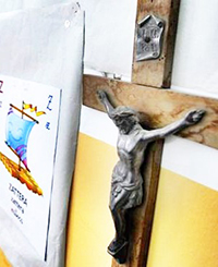 "La Lega pensa ai crocifissi ma latita sulla sicurezza"