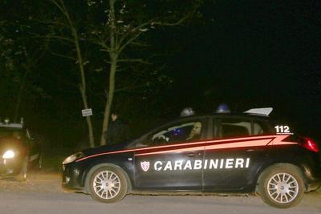 Tassista uccide a colpi di bottiglia il gestore di un locale