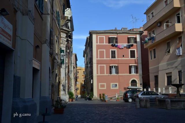 Scorci di citta' (foto Giovanni Canu)