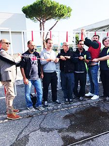 Vertenza Opel, operai in protesta