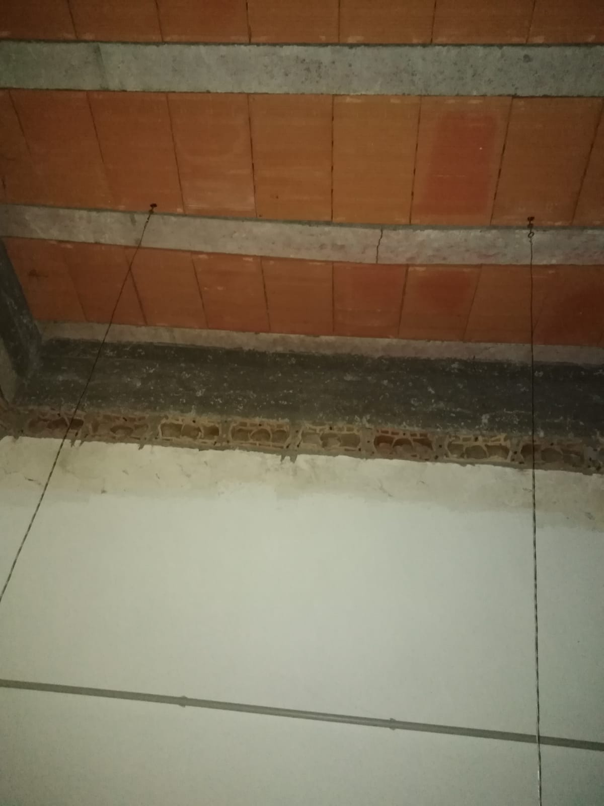 Borgo San Martino: trave spezzata, alunni spostati in palestra