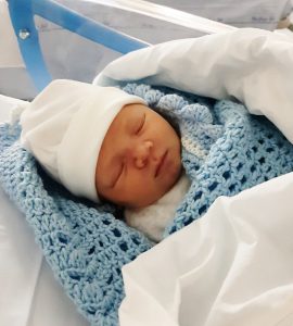 Partorisce al San Paolo in piena emergenza