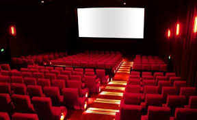 COVID-19, i cinema di Roma e Lazio restano aperti