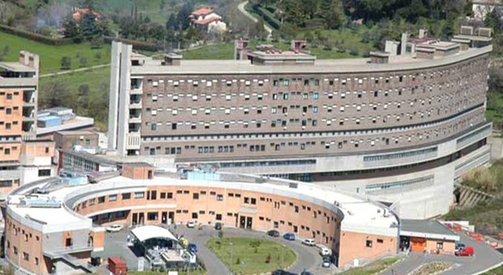 Coronavirus, nove nuovi positivi nella Tuscia: morto paziente di Montefiascone ricoverato a Belcolle