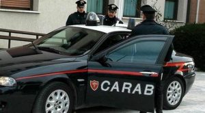 Organizzano un pranzo tra amici violando i divieti: in otto sorpresi dai Carabinieri