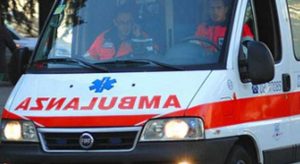 Aprilia, auto travolge bici sulla Nettunense: muore 68enne