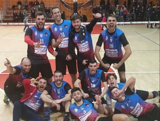 Revolution promossa in serie B