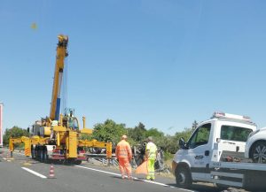 Incidente sulla A 12: tre feriti