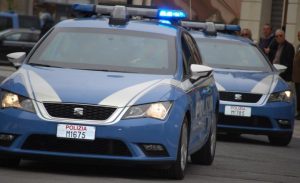 Roma – Polizia esegue 9 arresti per furto e rapina