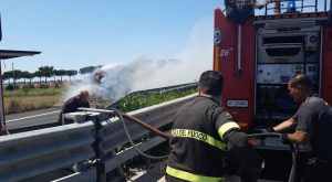 vigili del fuoco_ camion_ autostrada
