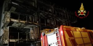 47AF9982-5A6A-482C-B307-71E9E373B1DB