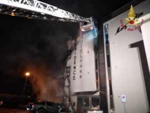 8D9B9A81-4A41-46E8-9C3B-B89F57B43531