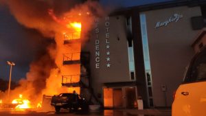 CFBB4D27-FE75-45B5-B620-2E3970C9BBE9