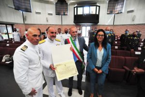 Conferita la cittadinanza onoraria alla Capitaneria di porto