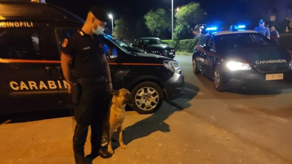 Artigiano fermato in auto con la droga: arrestato