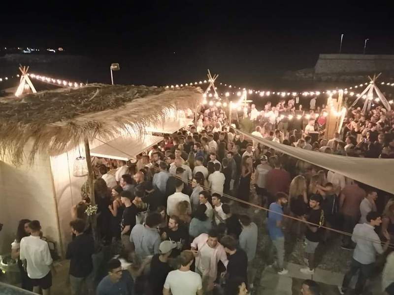 Movida, è di nuovo allarme assembramenti