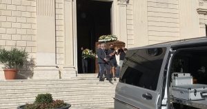 35D01203-6113-4AC5-81E1-AE68CEA431CF