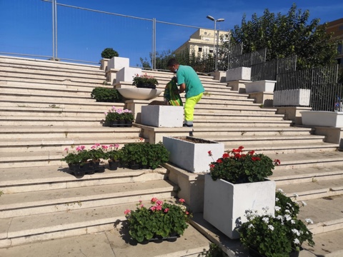 Il centrosinistra: ”I cittadini pagano, Csp lavora gratis e i privati incassano”