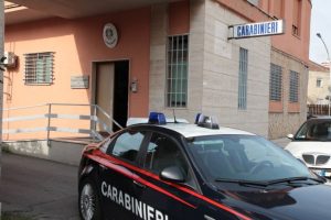 Ostia, dà fuoco a un appartamento e uccide due cani: arrestato dai Carabinieri