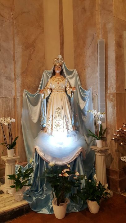 Madonna dell’Assunta: i collinari si stringono attorno al vescovo Ruzza