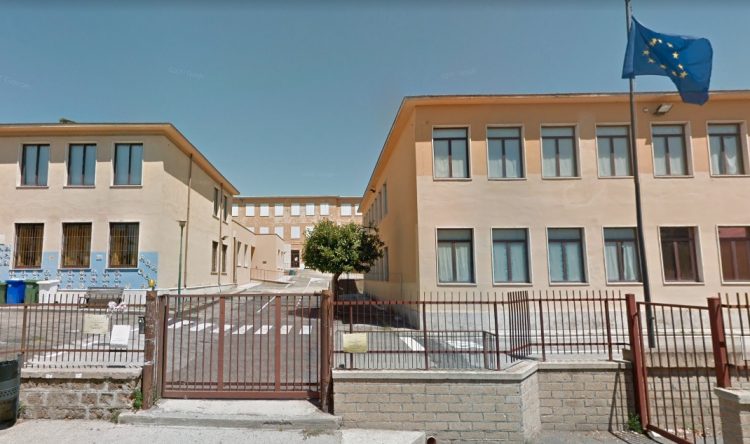 Istituto comprensivo Ettore Sacconi: ingressi e uscite scaglionati per evitare assembramenti