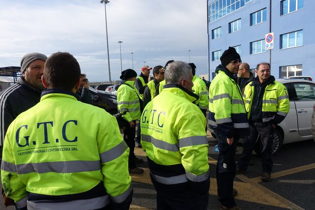 Potere al popolo: ”Solidarietà ai lavoratori Gtc”