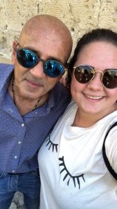 «Sono fiera di aver avuto un papà molto amato. Grazie a tutti»