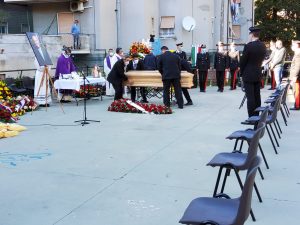 21EA9A1B-D980-4484-B8E7-D27CE959DBE0