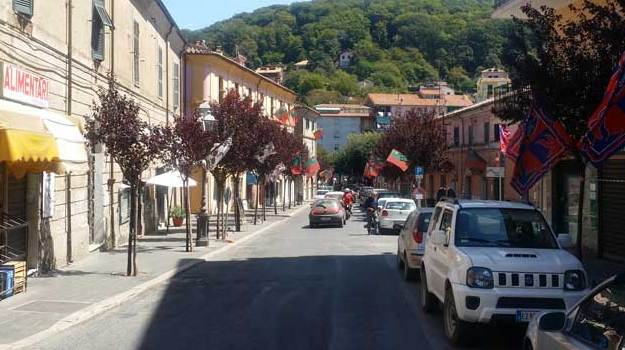 Sabato pomeriggio Stefano Del Lungo parlerà
 


di “Reale e fantastico. Tra santi, cavalieri e draghi”