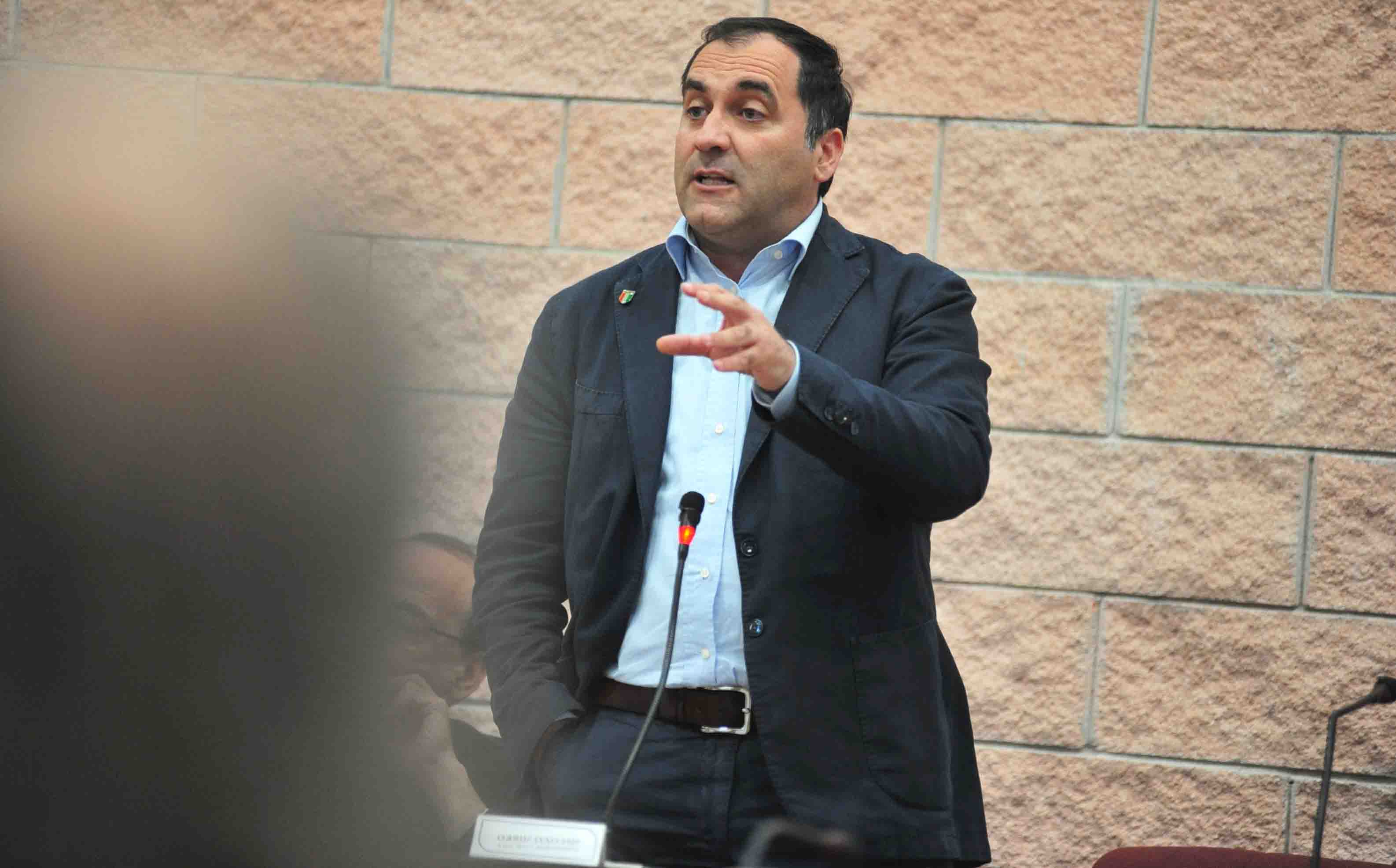 Grasso: ”Ben venga la proposta della maggioranza di una commissione di indagine su se stessa. Spero che il Consiglio la approvi e di essere audito quanto prima”