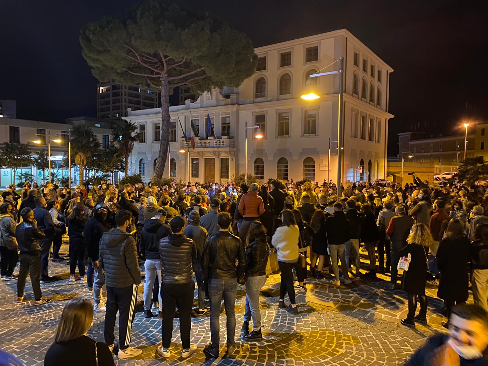 Dpcm “Natale”, il regalo sotto l’albero dei ristoratori