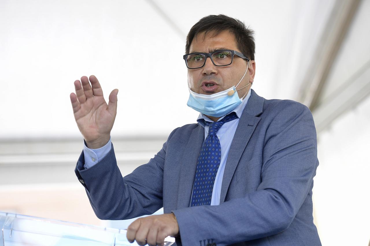 Covid, D’Amato: ”Casi destinati ad aumentare. Green pass per tenere aperto”