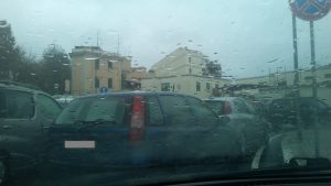 Drive-in, traffico in tilt a porta Tarquinia