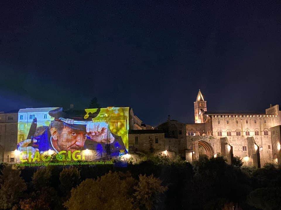 Viterbo saluta Gigi Proietti