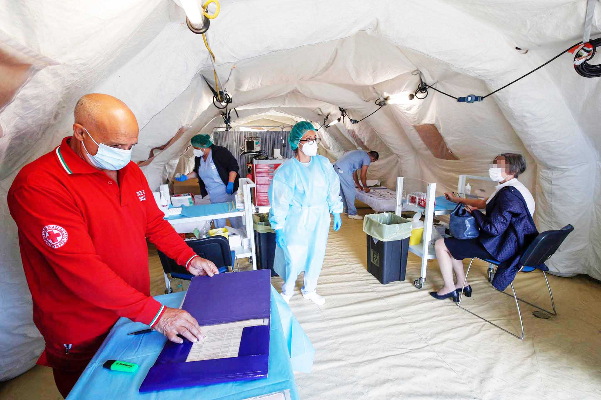 Ospedale San Paolo, salgono a trenta i posti nel reparto covid