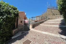 «Non è corretto scaricare responsabilità sulla precedente amministrazione comunale»