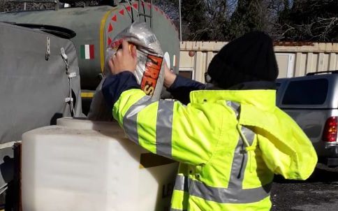 Ghiaccio in collina: lungo lavoro
 


per la Protezione civile