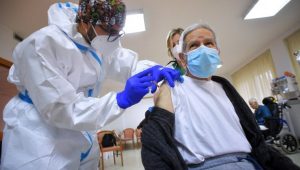 Vaccinazioni over 80: nel Lazio superate le 70mila dosi
