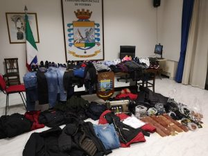 Merci contraffatte: giro di vite della Guardia di Finanza