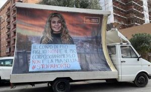 Manifesto ProVita: protesta anche in città