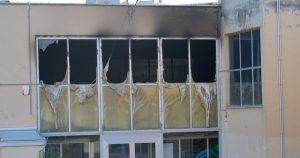 Scuola Don Milani-Calamatta: a tre anni dall’incendio affidati i lavori