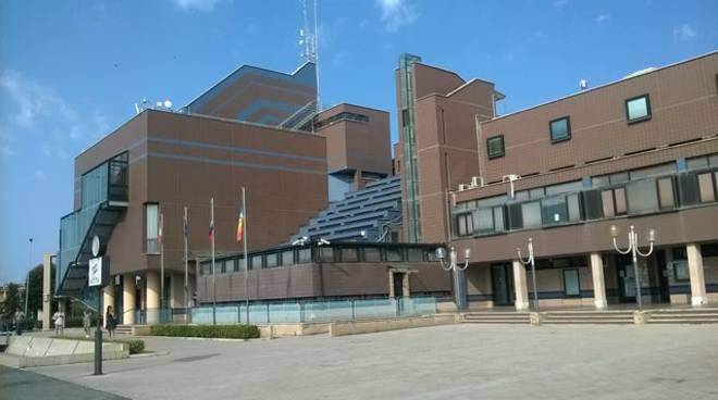 Dipendenti positivi al covid, chiudono gli uffici comunali di Ladispoli