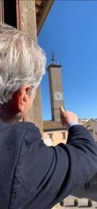 Viterbo, l’orologio della torre di Palazzo dei Priori è tornato a funzionare