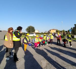 Parte dalla Salvo D’Acquisto il progetto Pedibus