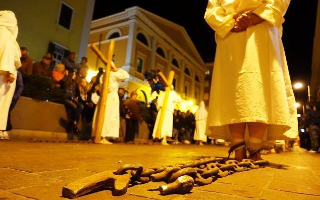 Civitavecchia – Processione del Cristo Morto, occhio a divieti e parcheggi