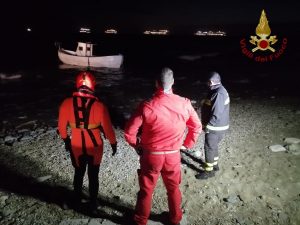 barcaderiva_vigilifuoco4