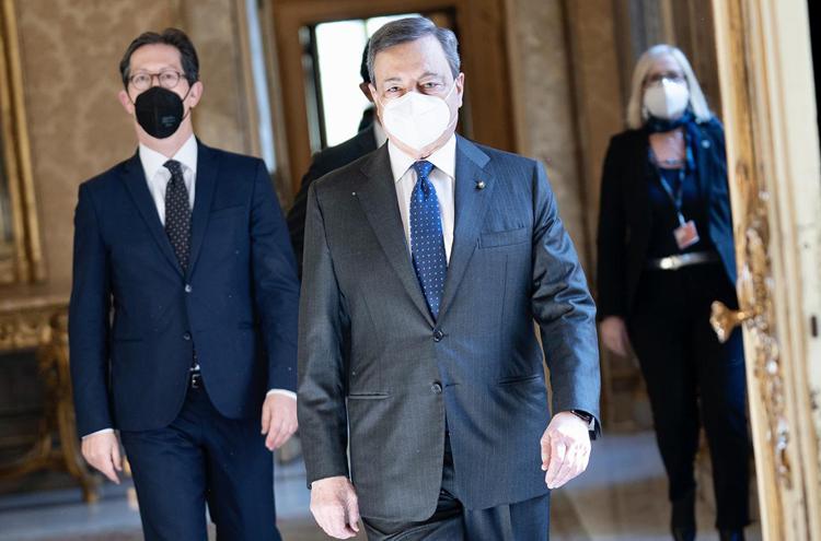 Decreto sostegno, cosa prevede e quando arrivano i soldi